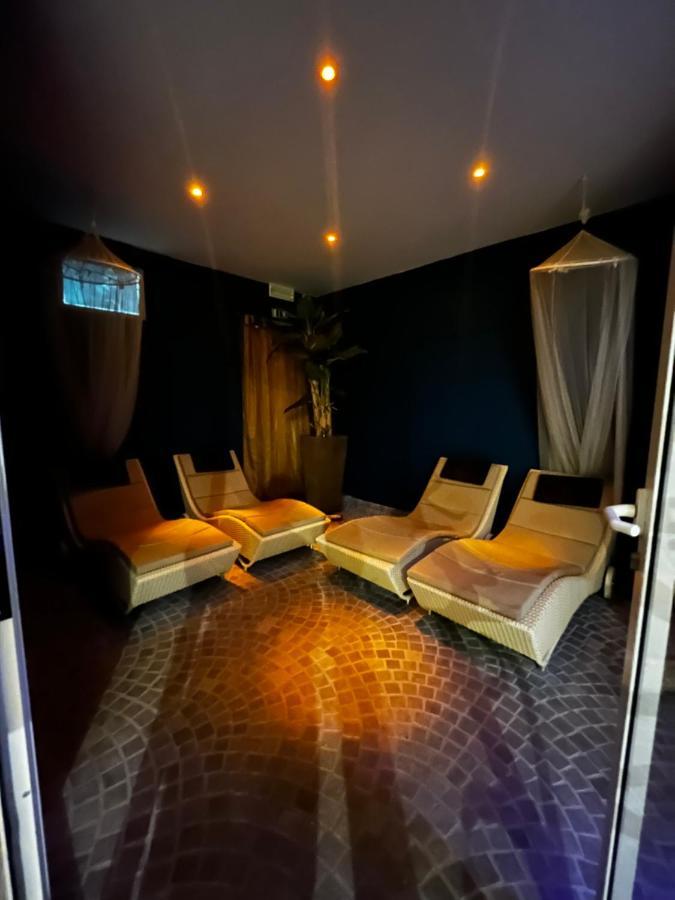 Hotel Oasi Wellness & Spa Riva del Garda Exterior foto