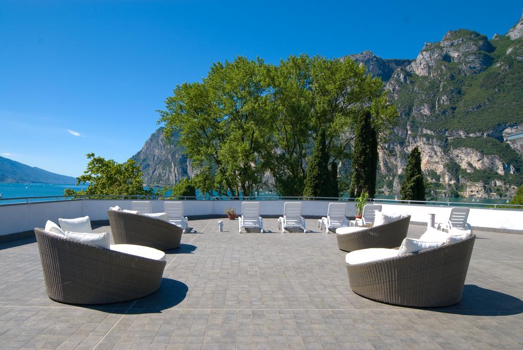 Hotel Oasi Wellness & Spa Riva del Garda Exterior foto